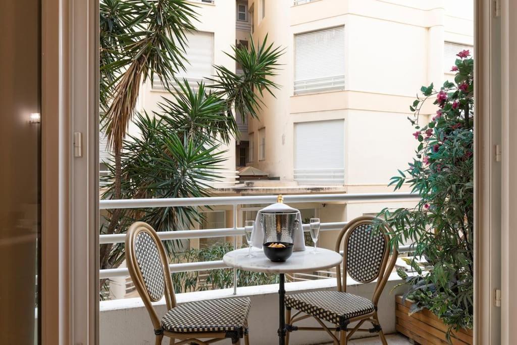 Promenade, 2Pieces Chic Et Clim Avec Terrasse Apartment Nice Bagian luar foto