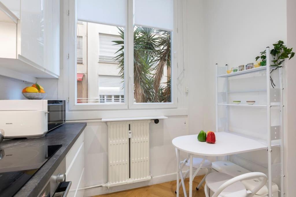 Promenade, 2Pieces Chic Et Clim Avec Terrasse Apartment Nice Bagian luar foto