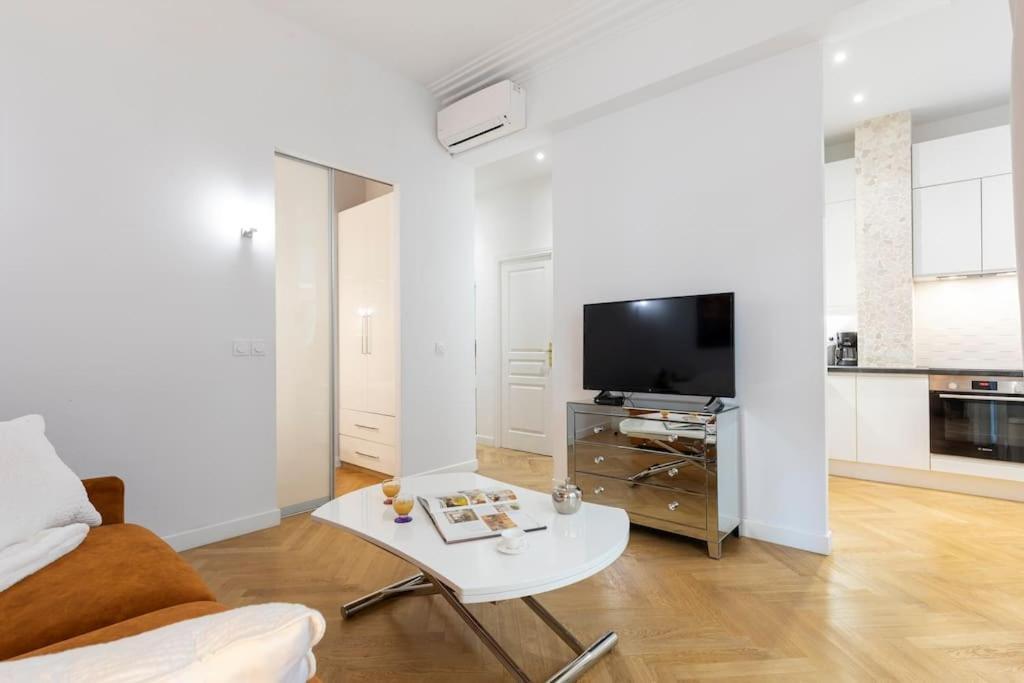 Promenade, 2Pieces Chic Et Clim Avec Terrasse Apartment Nice Bagian luar foto